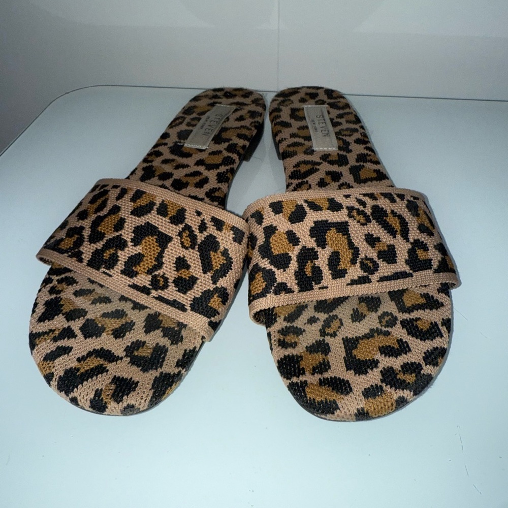 Steven Leopard Print Slide Sandals